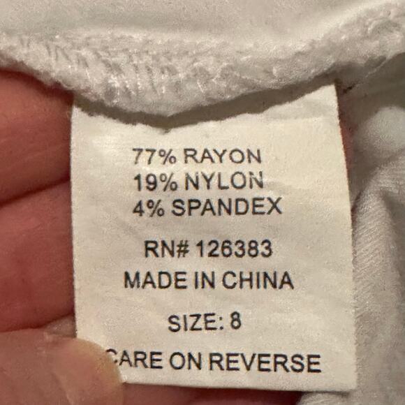 Euro Stretch White Pull-On Summer Coastal Cropped Pants Women's 8 - Picture 7 of 7